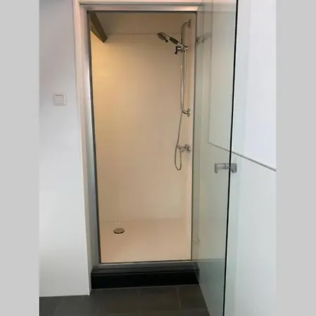 Vakantiehuis De Zeeuwse Schuur in de Zak van Zuid-Beveland Heinkenszand Buitenkant foto